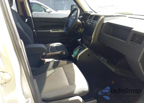 2008 Jeep Patriot Sport из США, поврежденный, VIN 1J8FF28W58D526909